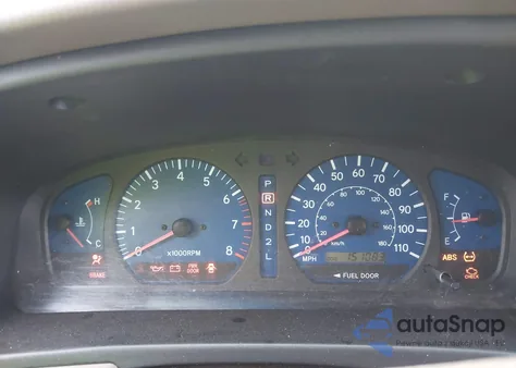 2002 Toyota Sienna Le z USA, uszkodzony, nr VIN 4T3ZF13C22U440155